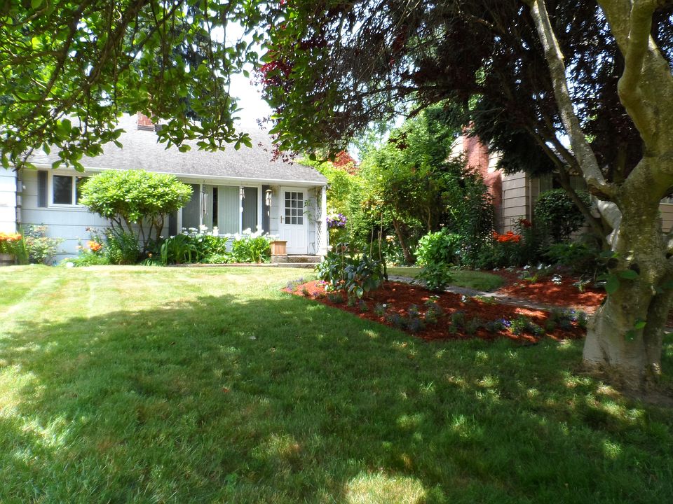1st image of 11527 22nd Ave NE