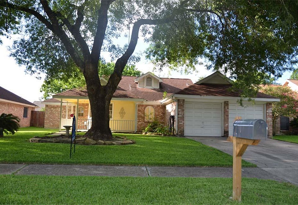 1st image of 2001 Willowbend Dr