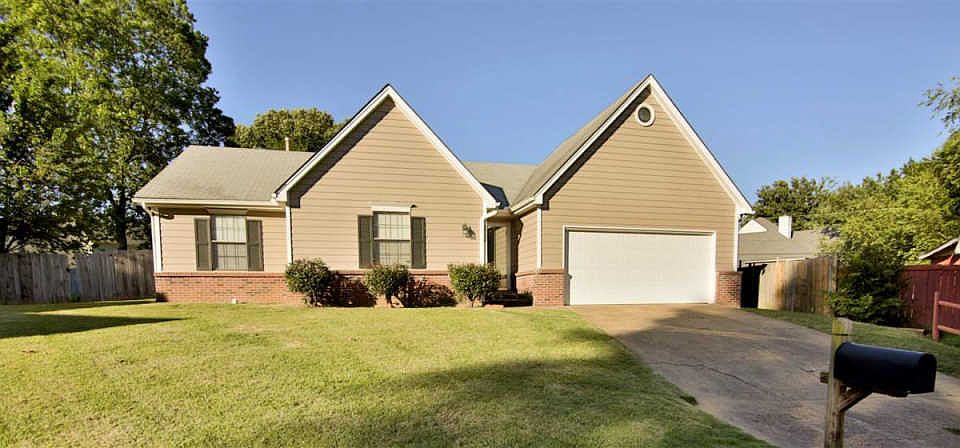 1st image of 2732 Van Hersh Dr