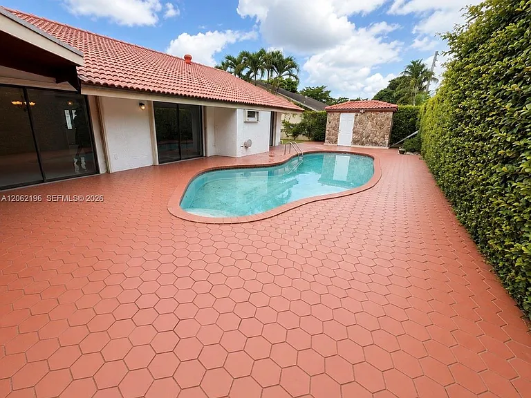 11405 SW 112th Ter — Photo 23