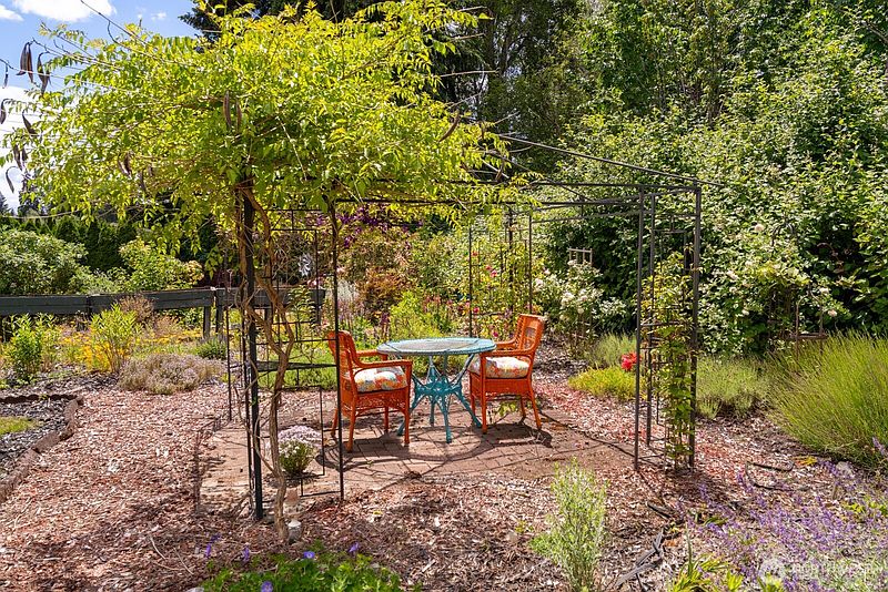 3rd image of 1121 244th Street SW #19