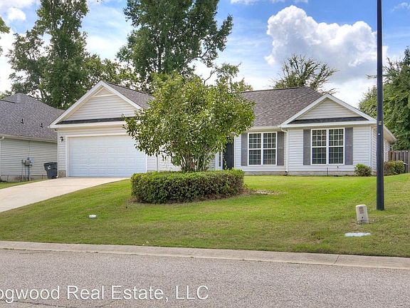 2nd image of 813 Tyler Woods Dr
