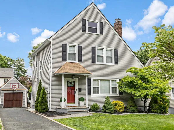 10 McBride Avenue, White Plains, NY 10603