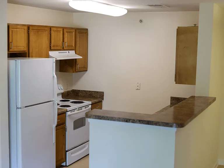 12370 Somerset Ave — Photo 3