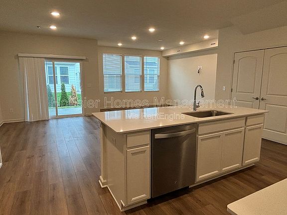 3rd image of 7255 Shroyer Way