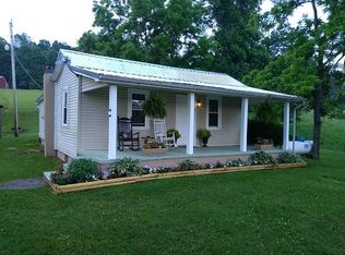 550 Grays Bend Rd, Beattyville, KY 41311