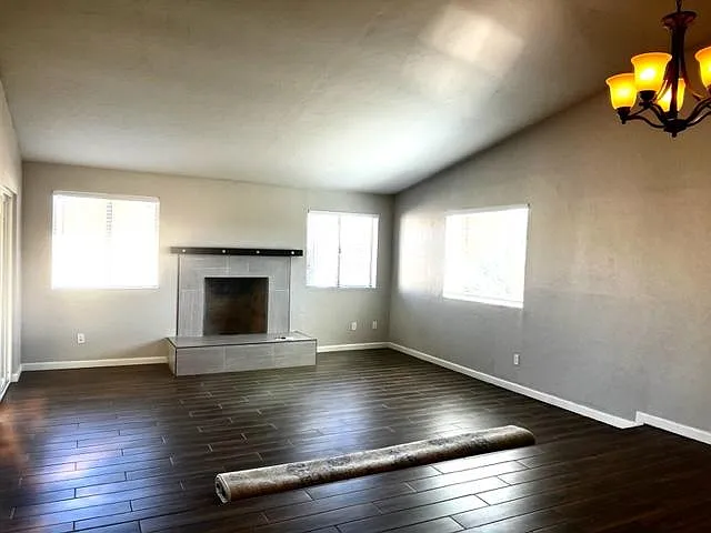 1410 W Cerrada Colima — Photo 9