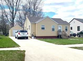 523 Morningside Dr, Worthington, MN 56187