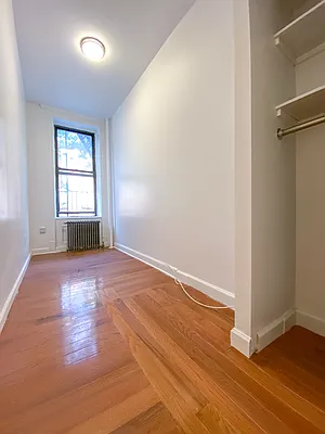 Rented by Bond New York | media 5