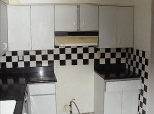 1313 Grand Blvd, Aurora, IL 60505