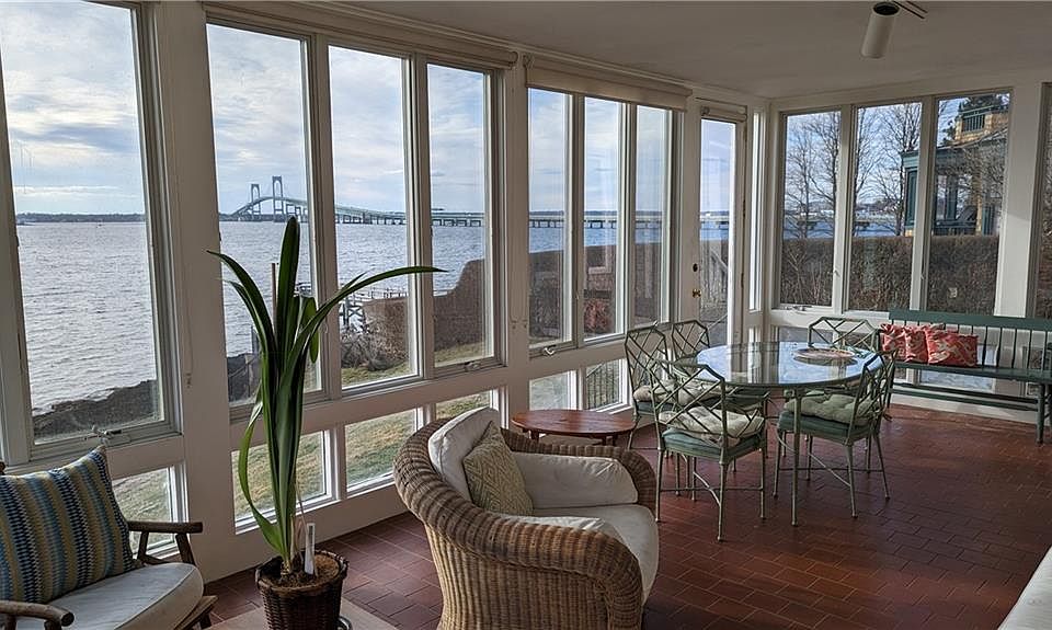 96 Washington St Newport, RI Zillow