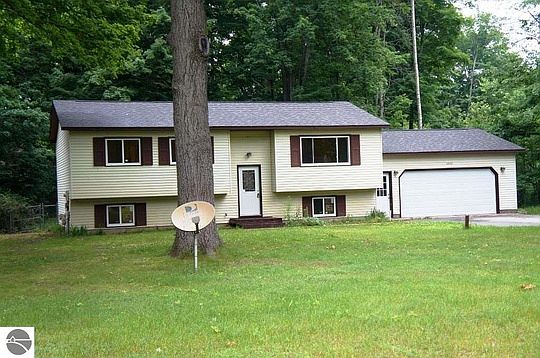 1st image of 1859 Penbroke Dr
