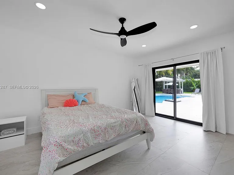 6860 SW 99th Ter — Photo 27