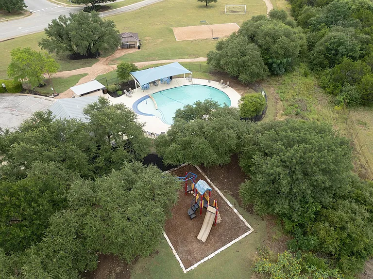 1301 Rimstone Dr — Photo 23