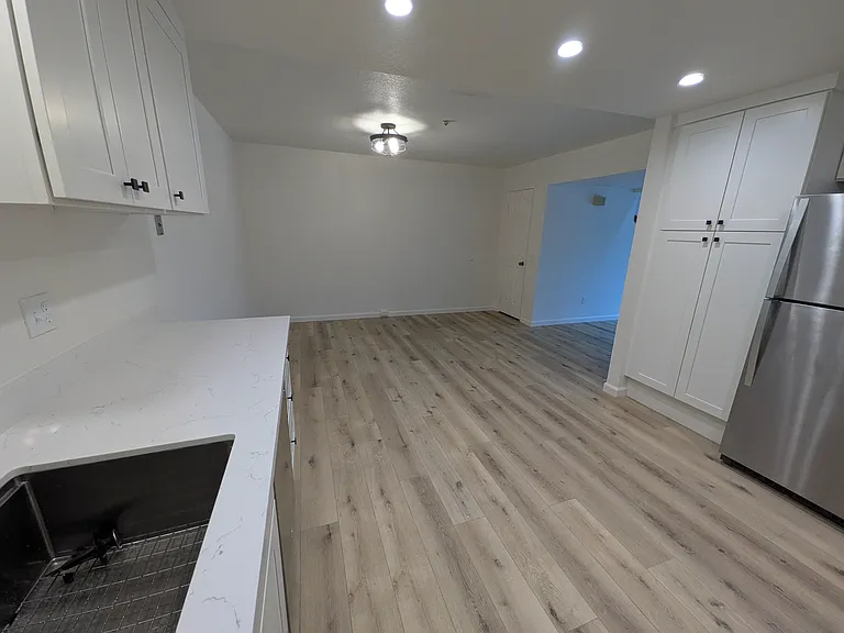 6122 Country Club Dr — Photo 4