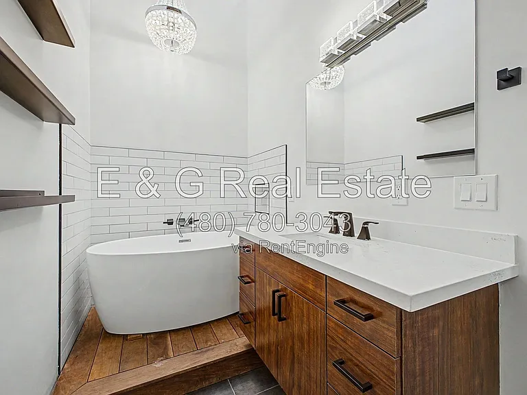 2312 E Curnow Dr — Photo 18