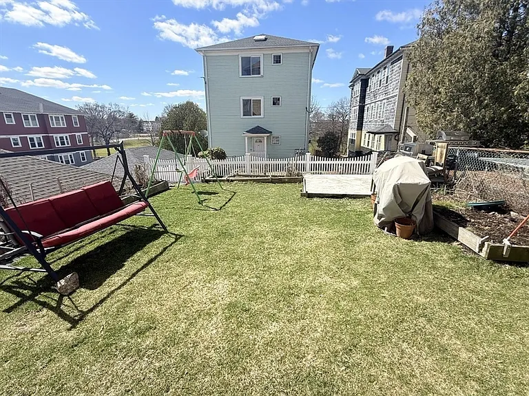 3 N Woodford St #2 — Photo 37