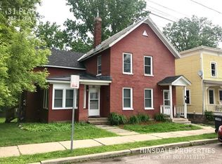 31 Platt St #B, Winooski, VT 05404