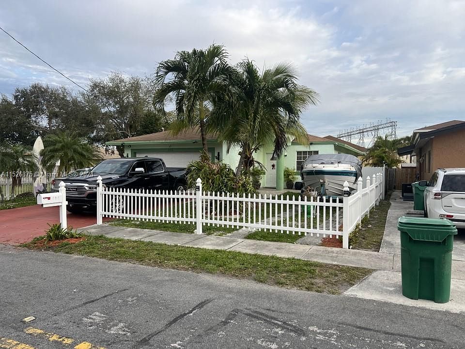 1st image of 508 NW 3rd Ter