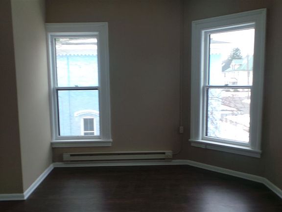 apt. 3 bedroom