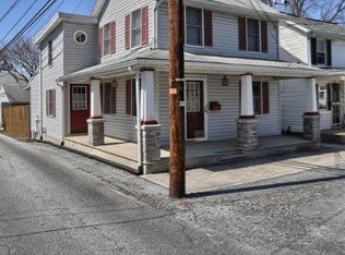 22 N Early St, Hummelstown, PA 17036