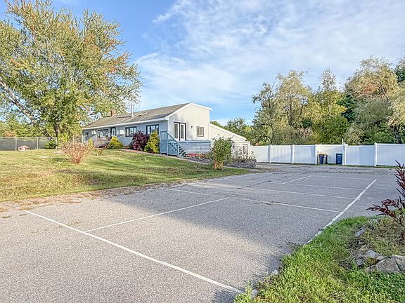 4th image of 30 County Rd