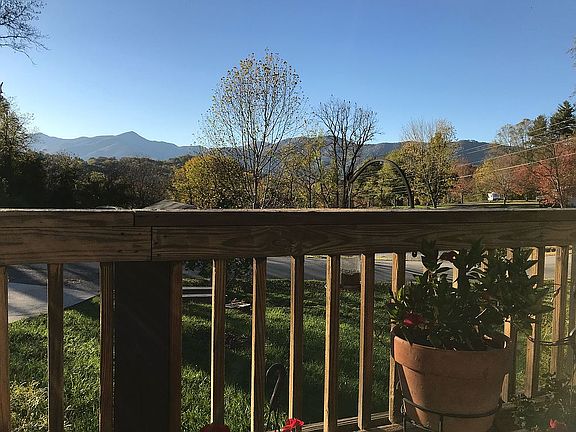 4th image of 31 Indian Springs Dr
