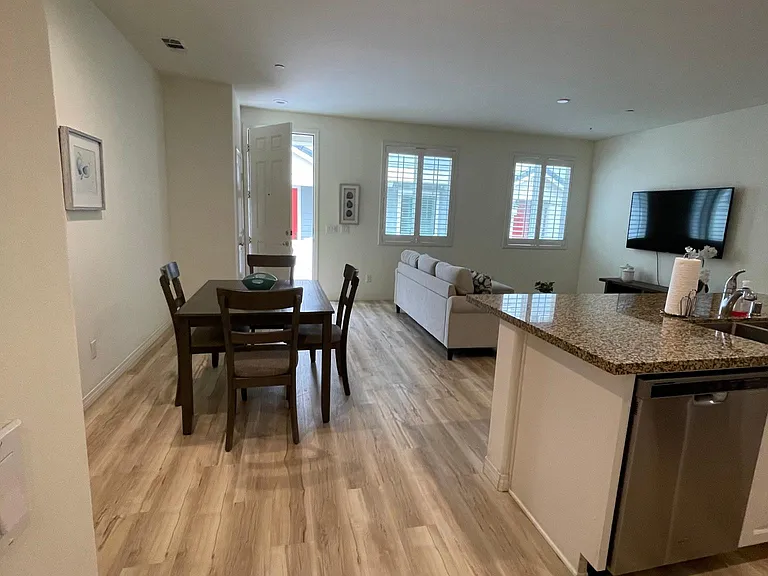 512 Surfbird Ln — Photo 10