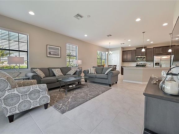 5th image of 26111 Palace Ln Unit 202