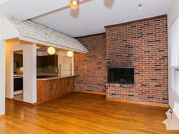 4th image of 873 W Lill Ave #Ch1