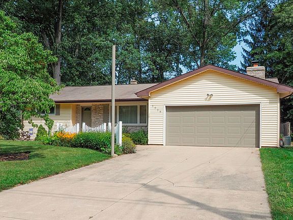 1919 Thrushwood-102