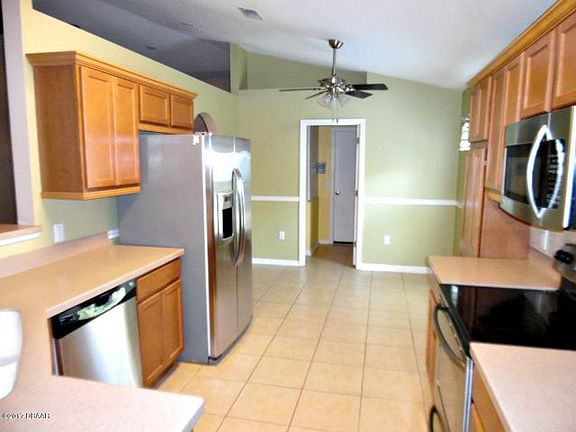2nd image of 3894 Sunset Cove Dr