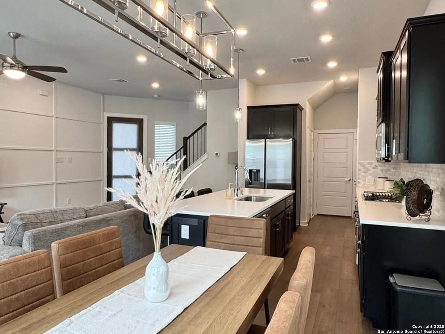 3 Bedroom/2.5 Bath The Enclave at Whitby Subdivision — Photo 4
