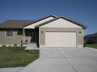 Cedar Creek Plan, Copper Creek Estates, Grand Island, NE 68803