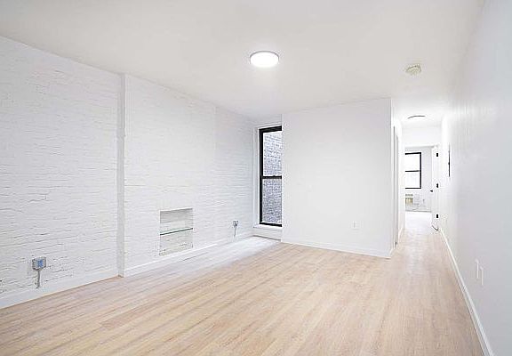 5th image of 446 W 55th St #2L