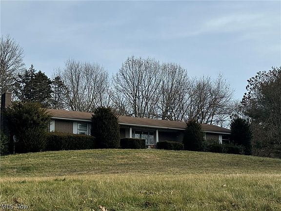 3rd image of 10875 Dolphin St SW
