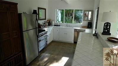 5th image of 2275 N Vista Dr