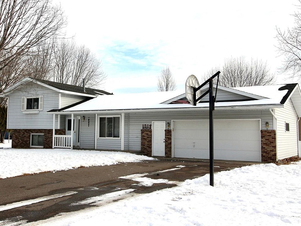 1st image of 1514 Oxford Ln