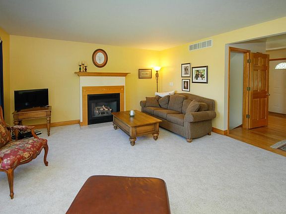 10158 Doves Hollow Ct-103