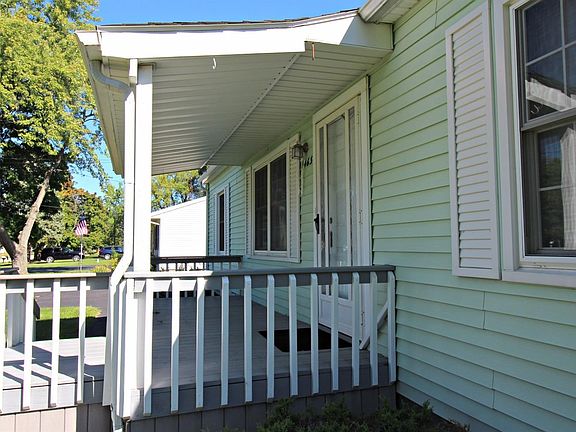 2nd image of 1463 Winfield Dr