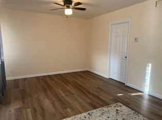 1610 W 1st St #A, Roswell, NM 88203