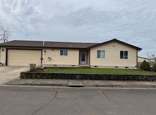 503 S 9th St, Creswell, OR 97426
