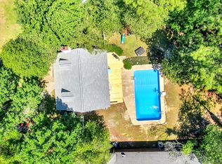 152 Country Manor Rd, Defuniak Springs, FL 32435