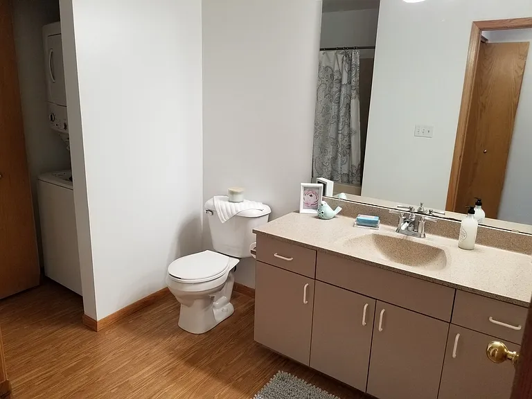 Riverwalk Apartments — Photo 46