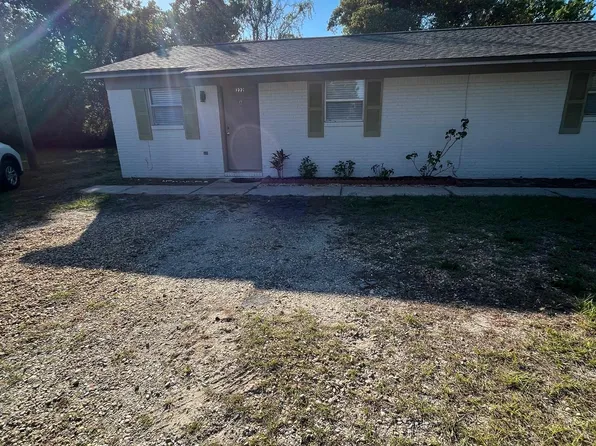 222 Oakdale Ave #A, Mary Esther, FL 32569