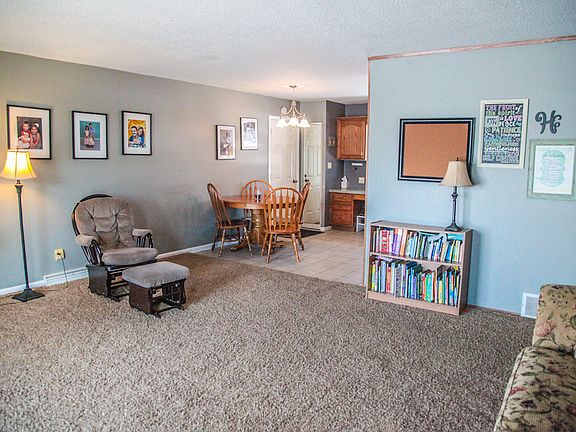 5th image of 2250 Redwood Ct