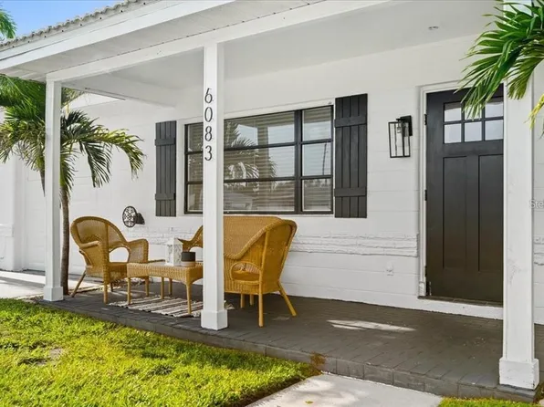 6083 50th Ave N, Kenneth City, FL 33709