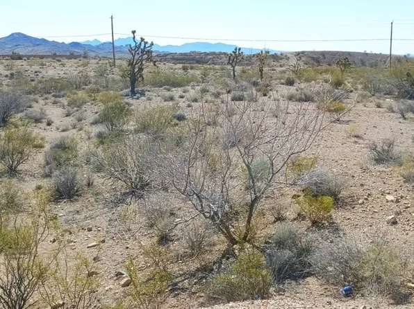 4 E Encinitas St, Searchlight, NV 89046