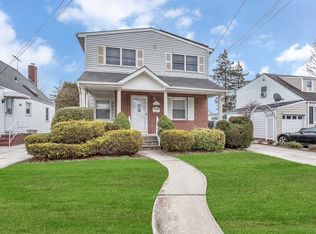 351 Adams Ave, West Hempstead, NY 11552