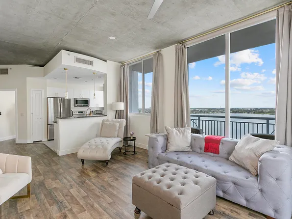 300 S Australian Ave 1007, West Palm Beach, FL 33401